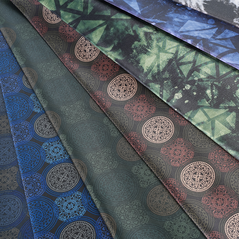 180T lux adstare Hazy Ice Cream Print Fabric